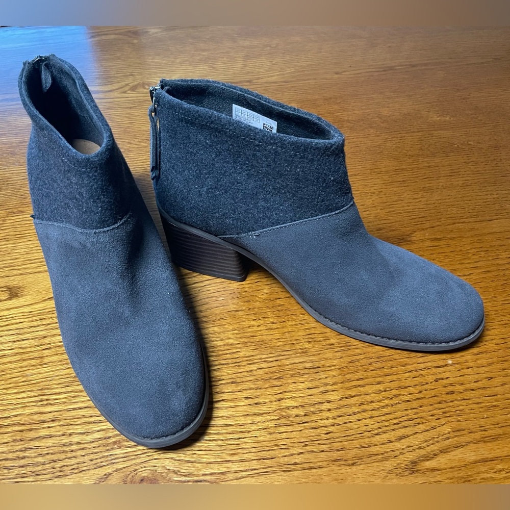 TOMS Lacey Block Heel Suede/Felt Ankle Bootie